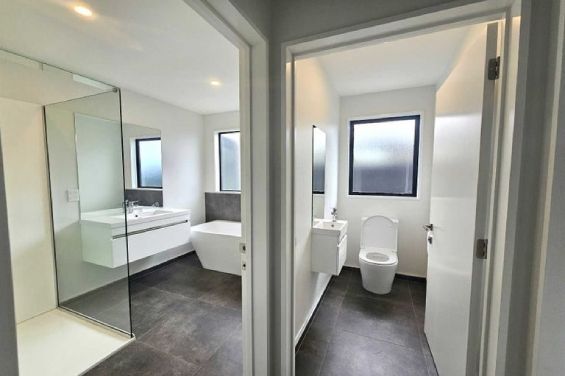 2/21 Blake's Road, Belfast