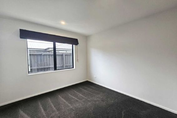 2/21 Blake's Road, Belfast