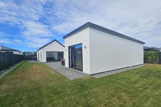 2/21 Blake's Road, Belfast